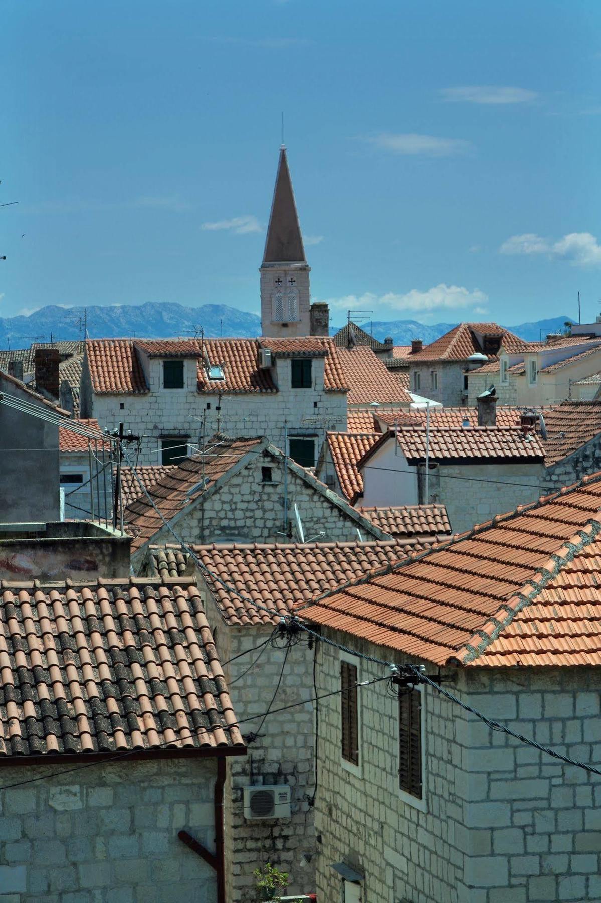 Hotel Trogir Bagian luar foto